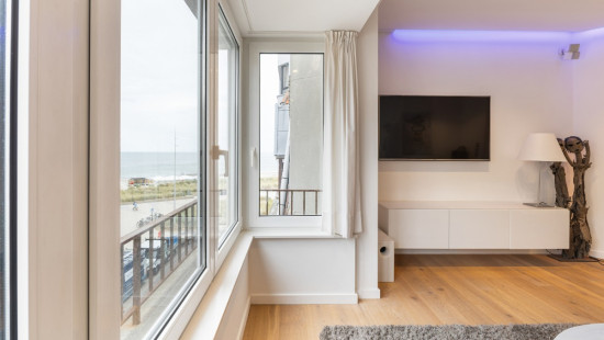 Zwaluwenlaan - 24 - 0301 - 8430