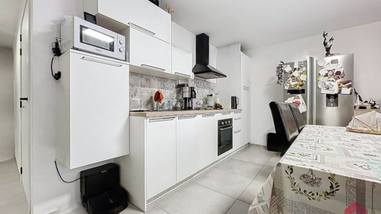 Rue Charles Lapierre - 33 - 1 - 5300
