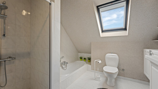Kloosterstraat - 77C - - C524 F - 9960