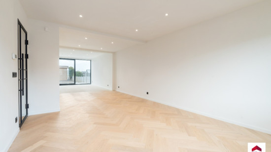Leegstraat - 157 - - 8780