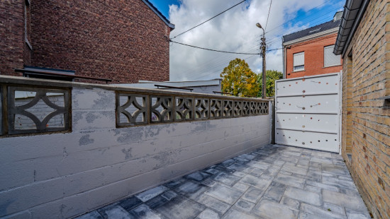 Rue Haute - 32 - - 4100
