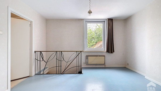 Rue Louis Edgar Bierny - 28 - - 1460