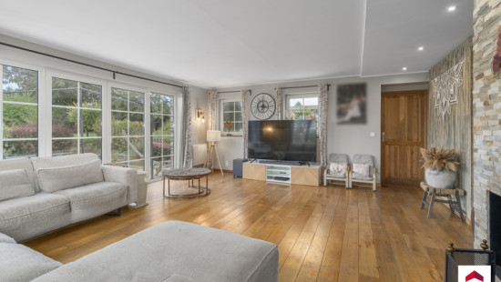 Rue de Paris - 12 - - 7830