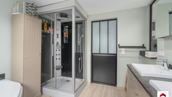 Rue de Paris - 12 - - 7830