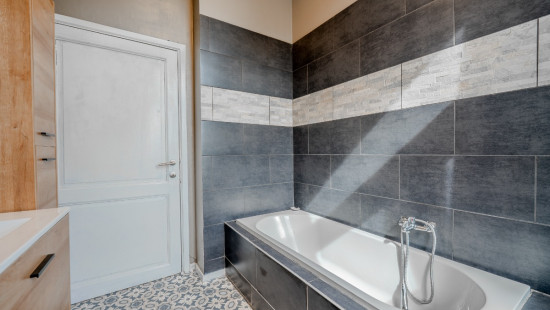 Rue Jean-Louis Adam - 226 - - 4400
