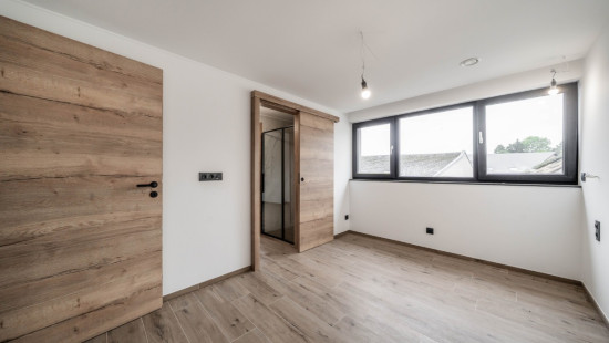 Rue Saint-Pierre - 8C - - 6600
