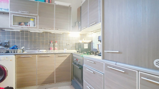 Rue Saint-Pierre - 20 - - 4500