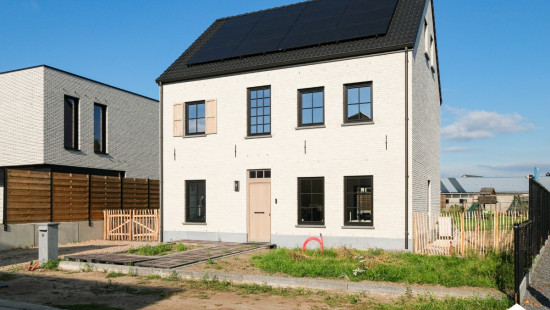 Landbouwstraat - 10 - - 3920