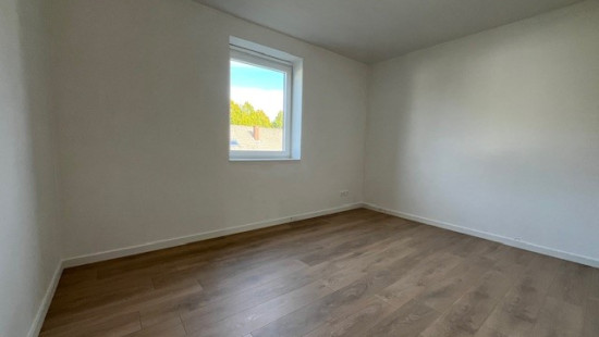 Ti Van Schellestraat - 16 - - Lot 101 - 2323