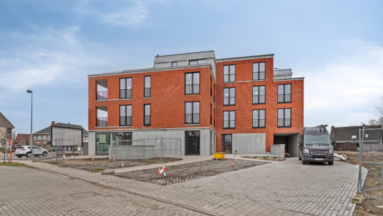 Staatsbaan - 76 - - 2.5 - 9870