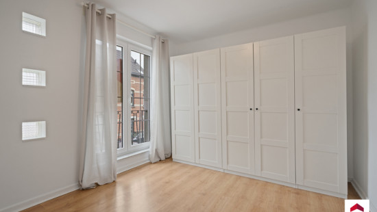 Bodegemstraat - 16 - - 1701