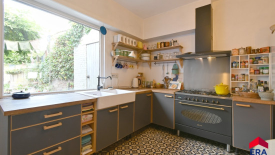 Koning Albertstraat - 74 - - 9900