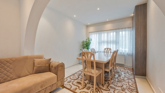 Plezantstraat - 379 - - 9100