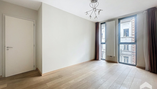 Rue de Russie - 1 - - 1060