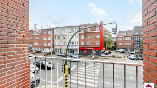 Ninoofsesteenweg - 213A - - 1700