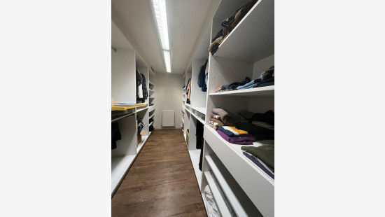 Dorpsstraat - 102 - - 2960