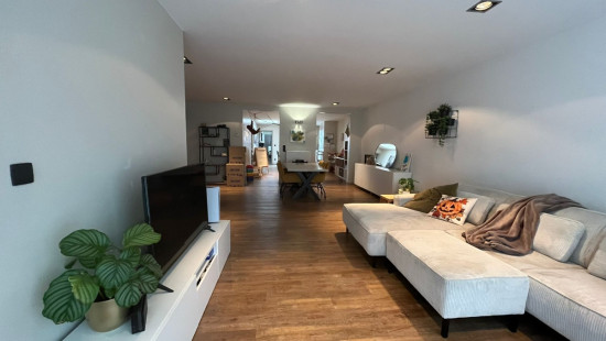 Dorpsstraat - 102 - - 2960