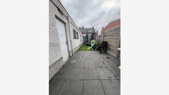 Dorpsstraat - 102 - - 2960