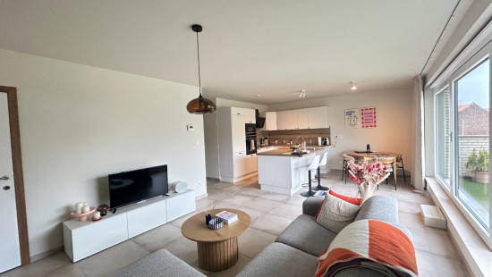 Dadizeelsestraat - 18 - 0102 - 4 - 8890