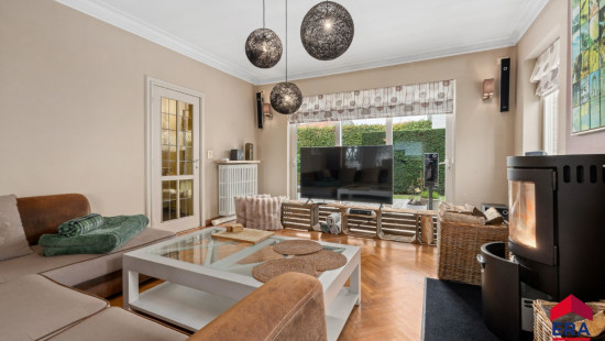 Frezenbergstraat - 104 + 104A - - 8980