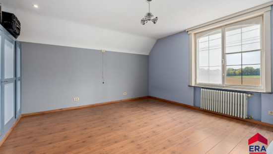 Frezenbergstraat - 104 + 104A - - 8980