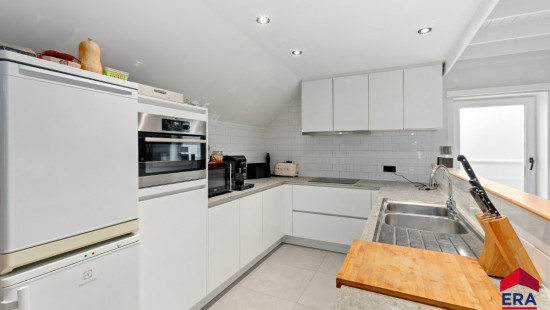 Frezenbergstraat - 104 + 104A - - 8980