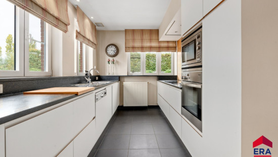 Frezenbergstraat - 104 + 104A - - 8980