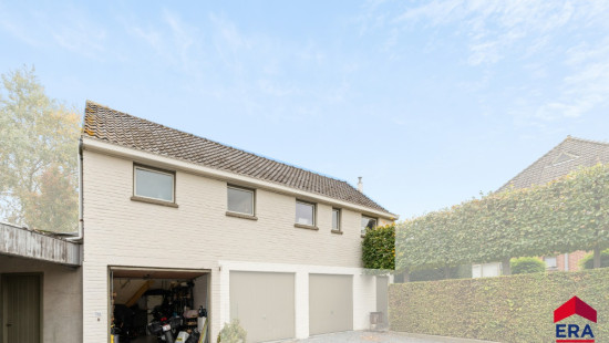 Frezenbergstraat - 104 + 104A - - 8980