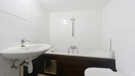 Rue Reine Astrid - 51 - - 4480