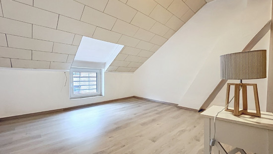 Rue Reine Astrid - 51 - - 4480