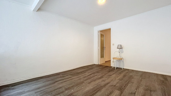 Rue Reine Astrid - 51 - - 4480