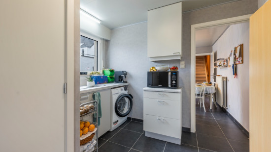 Veerstraat - 21 - - 9290