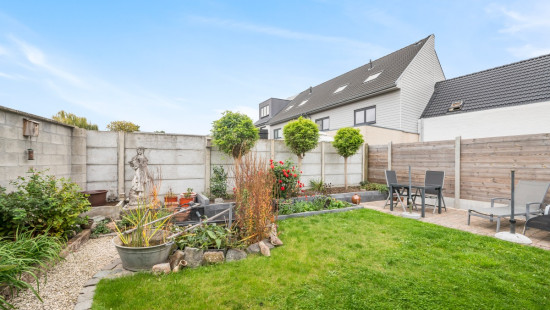 Veerstraat - 21 - - 9290