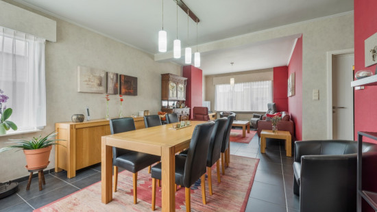 Veerstraat - 21 - - 9290