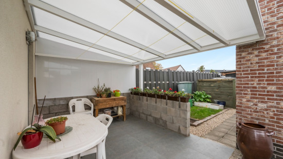 Veerstraat - 21 - - 9290