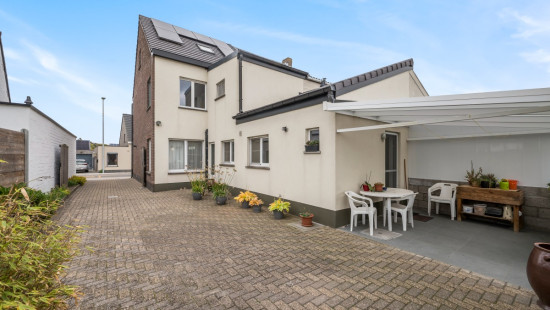 Veerstraat - 21 - - 9290