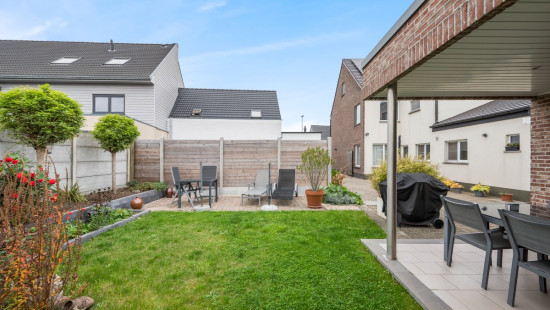 Veerstraat - 21 - - 9290