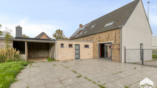 Stationsstraat - 72 - - 8490