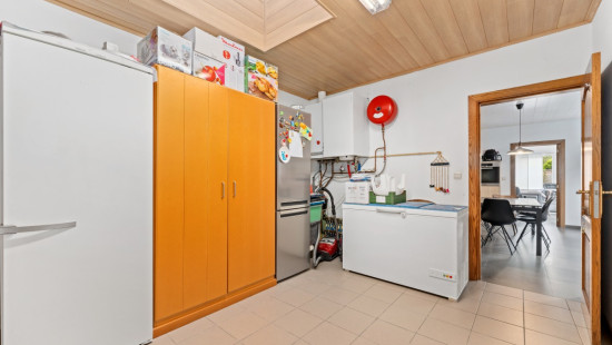 Burgemeester Van Ackerwijk A - 1 - - 9240