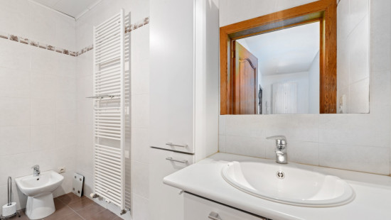 Burgemeester Van Ackerwijk A - 1 - - 9240