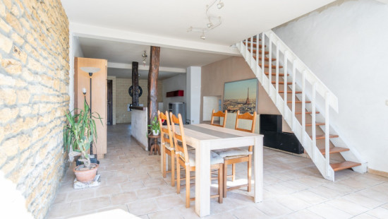 Quartier au Mesnil - 1 - A - 6760