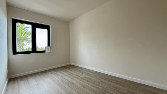 Menenstraat - 244 - - 8940