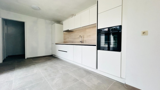 Geluveldplaats - 1 - - 8980