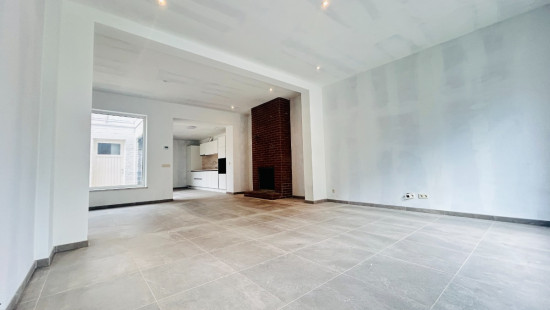 Geluveldplaats - 1 - - 8980