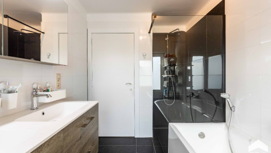 Biezenstraat - 53 - - 9420