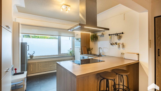 Biezenstraat - 53 - - 9420