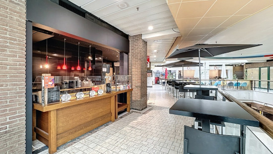 Place de la République Française - 33 - 70 - REZ R70 - 4000