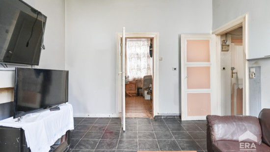 Rue Scarron - 47 - - 1050