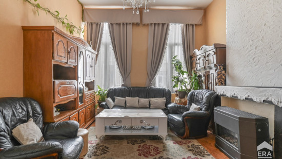 Rue Scarron - 47 - - 1050