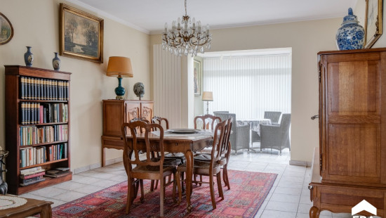 Valleilaan - 8 - - 3290